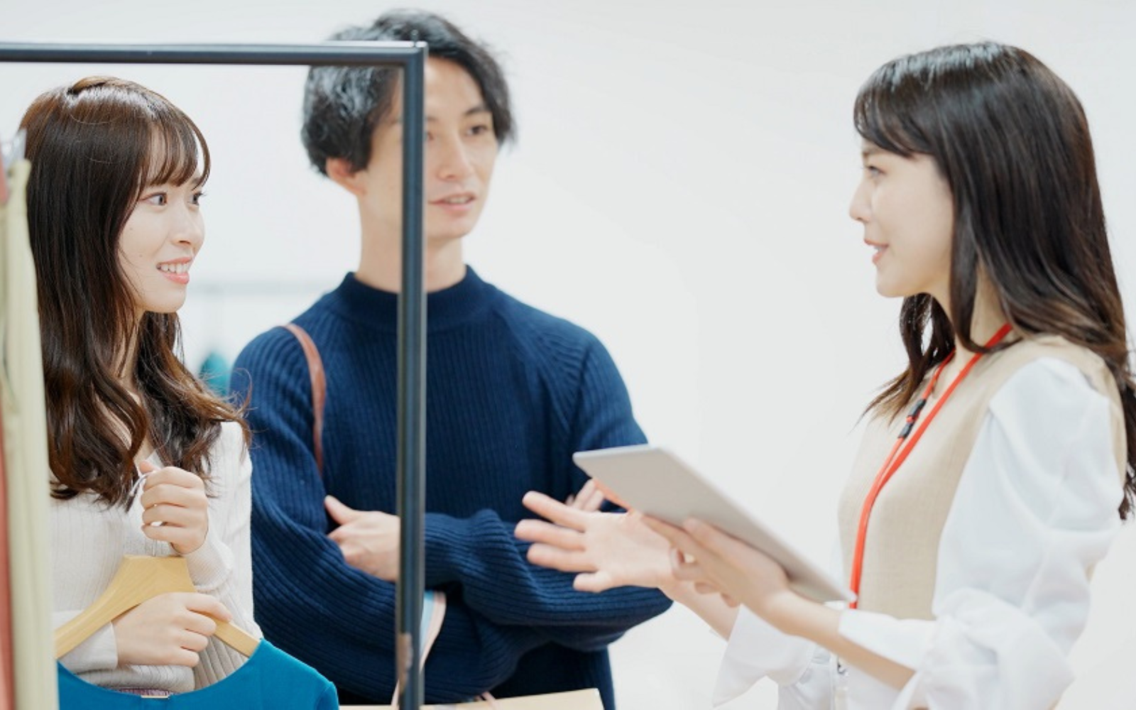 安心して働ける?アパレルバイトはきつい?不安や心配なく働くにはどうすればいいかを解説.png