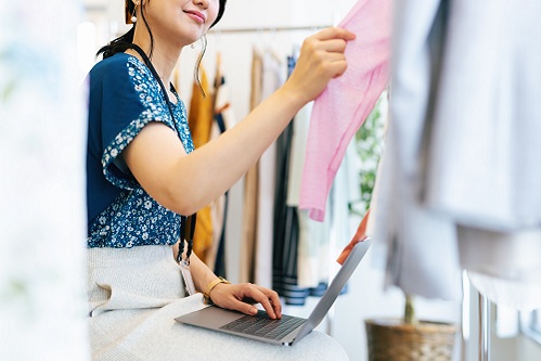 Apparel Store Manager_001.jpg