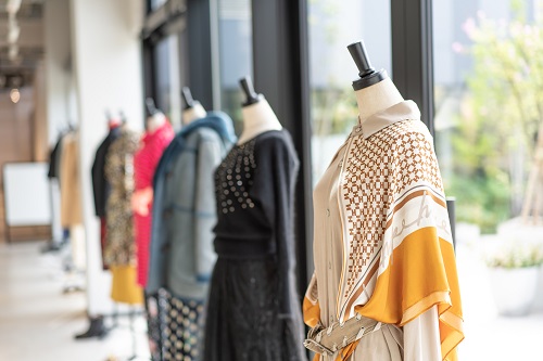 apparelshop01.jpg